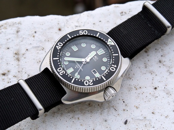 Lady Diver: The Seiko 2205-0760 | Adventures in Amateur Watch Fettling