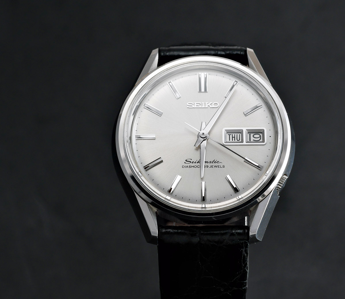 A Grand Seiko in all but name: the Seikomatic 6216-9000 | Adventures in  Amateur Watch Fettling