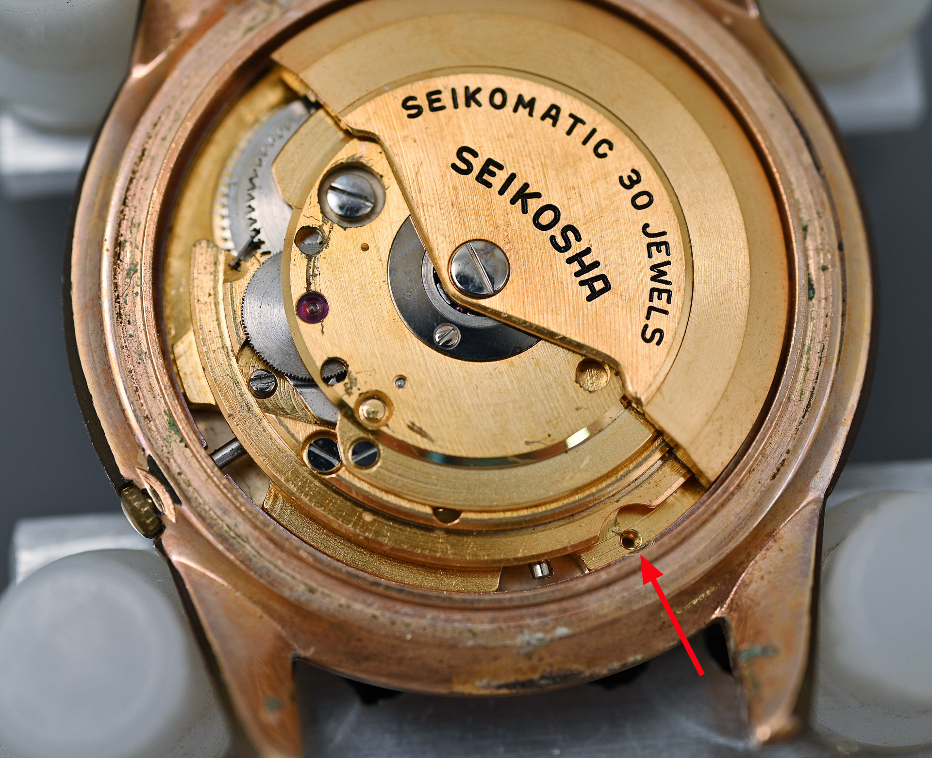 Origins of the Seikomatic: A 30 jewel Seikomatic 15031D from January 1963 |  Adventures in Amateur Watch Fettling